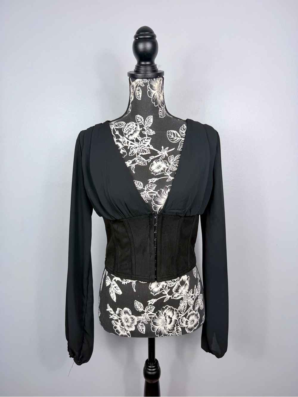 Love X Design black sheer long sleeve corset crop top size medium